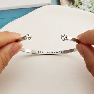 Herzensmensch (Innengravur) Armreif mit Gravur Simple Pledge