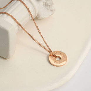 LOVE CONQUERS ALL - Circle Halskette Halskette Simple Pledge