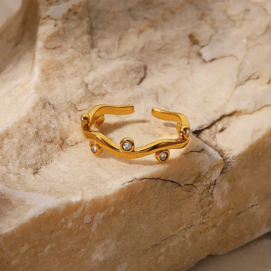 Ring Alice Gold mit klarem Zirkonia Ring Simple Pledge