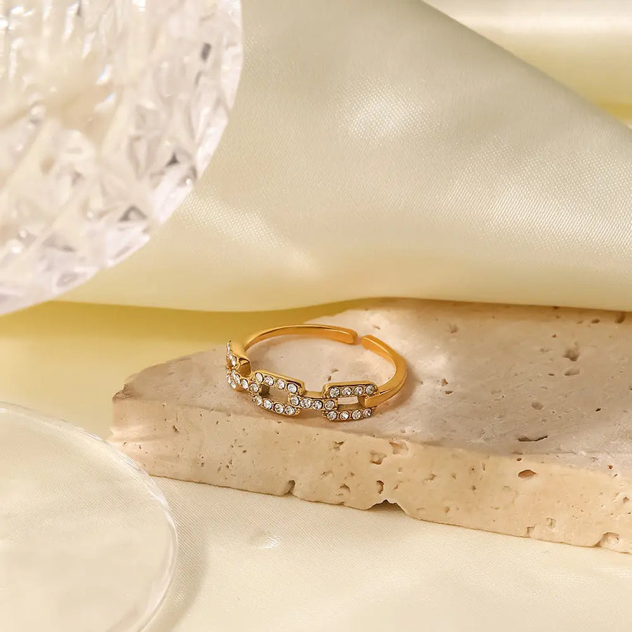 Ring Zoe Gold mit klarem Zirkonia Ring Simple Pledge