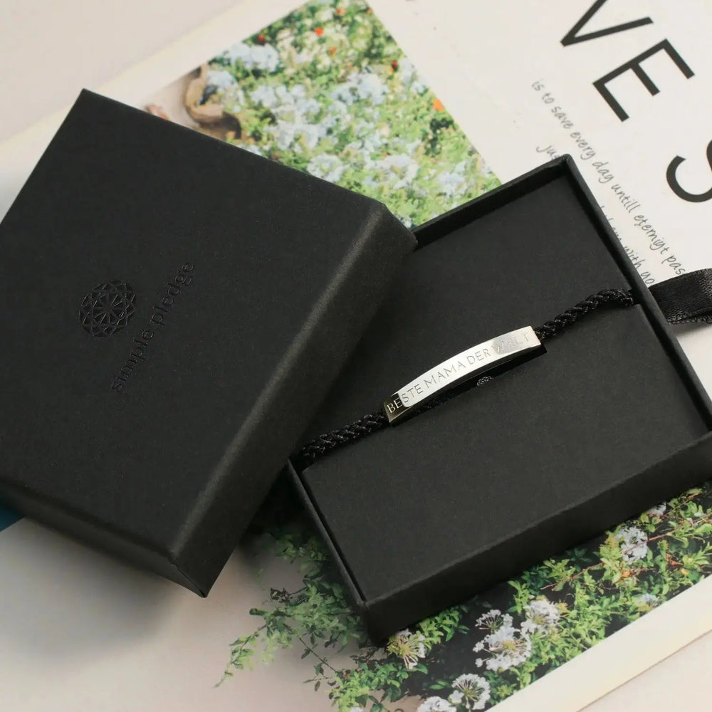 Geschenkbox mit Samtbeutel