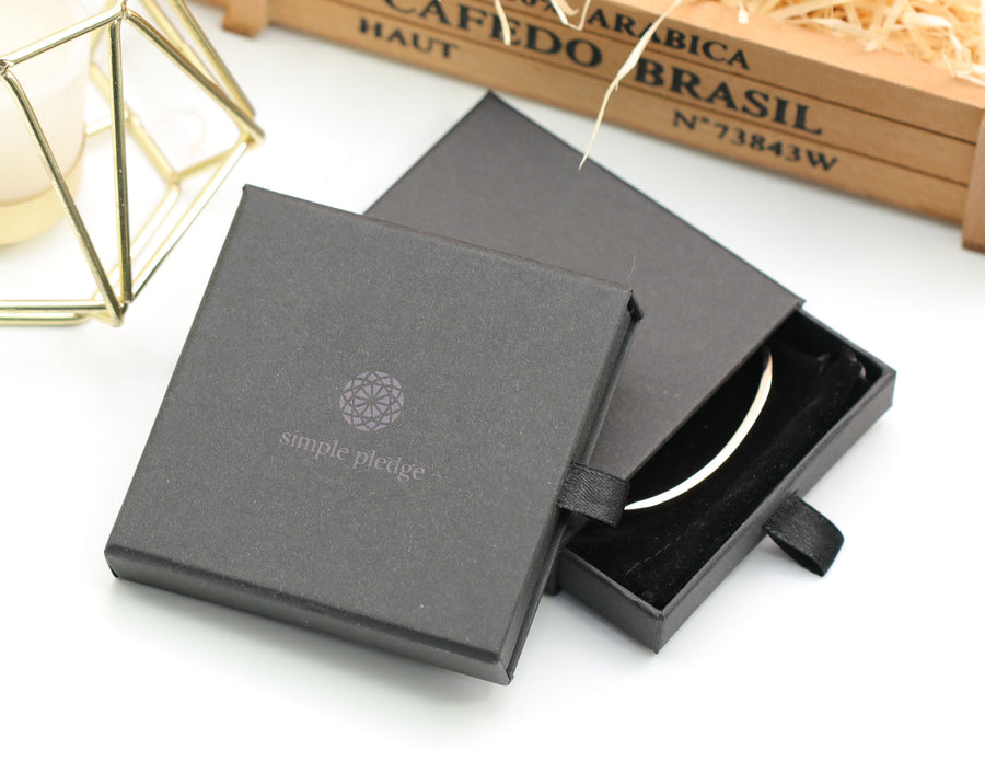 Edle Geschenkverpackung mit Samtbeutel